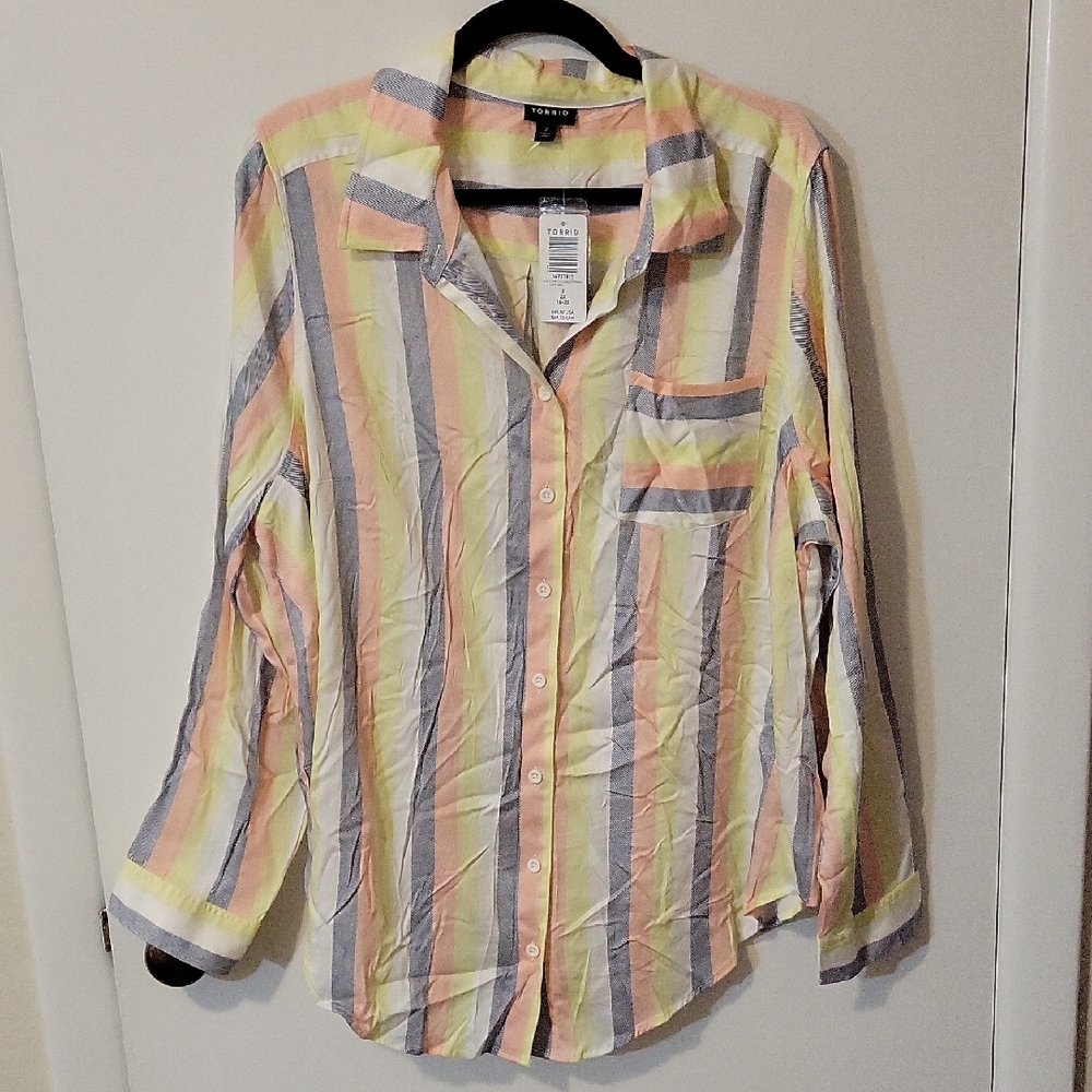 NWT Torrid Multicolor Striped Long Sleeve Stretch Challis Button-Down Blouse